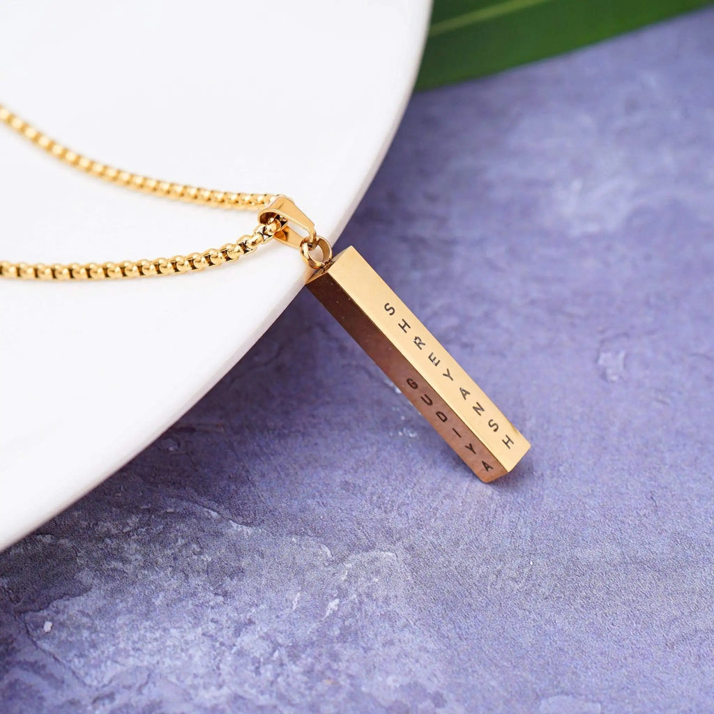 PERSONALISED LOCKET FOR MEN (22K GOLD PLATED)