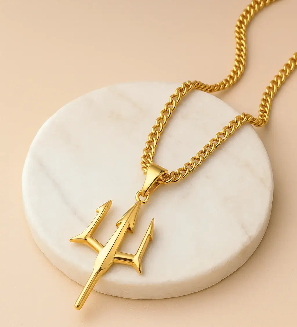 GOSARTE Trident locket with Cuban chain — image 3