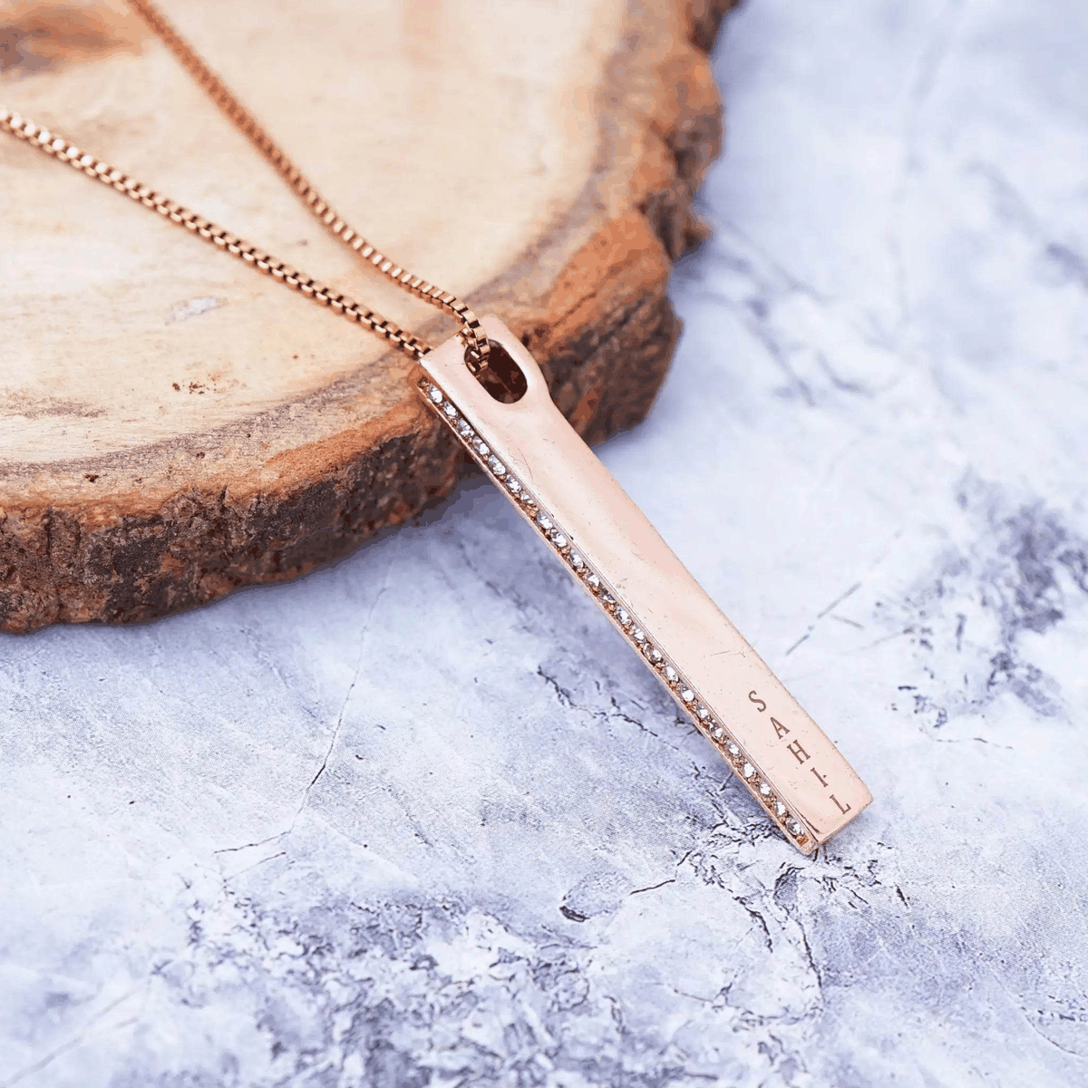 Personalised Bar Pendant Necklace – Rose Gold Plated by GOSARTE – product view 1