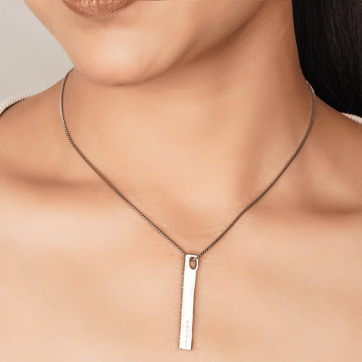 GOSARTE personalised bar pendant necklace in silver colour – view 1