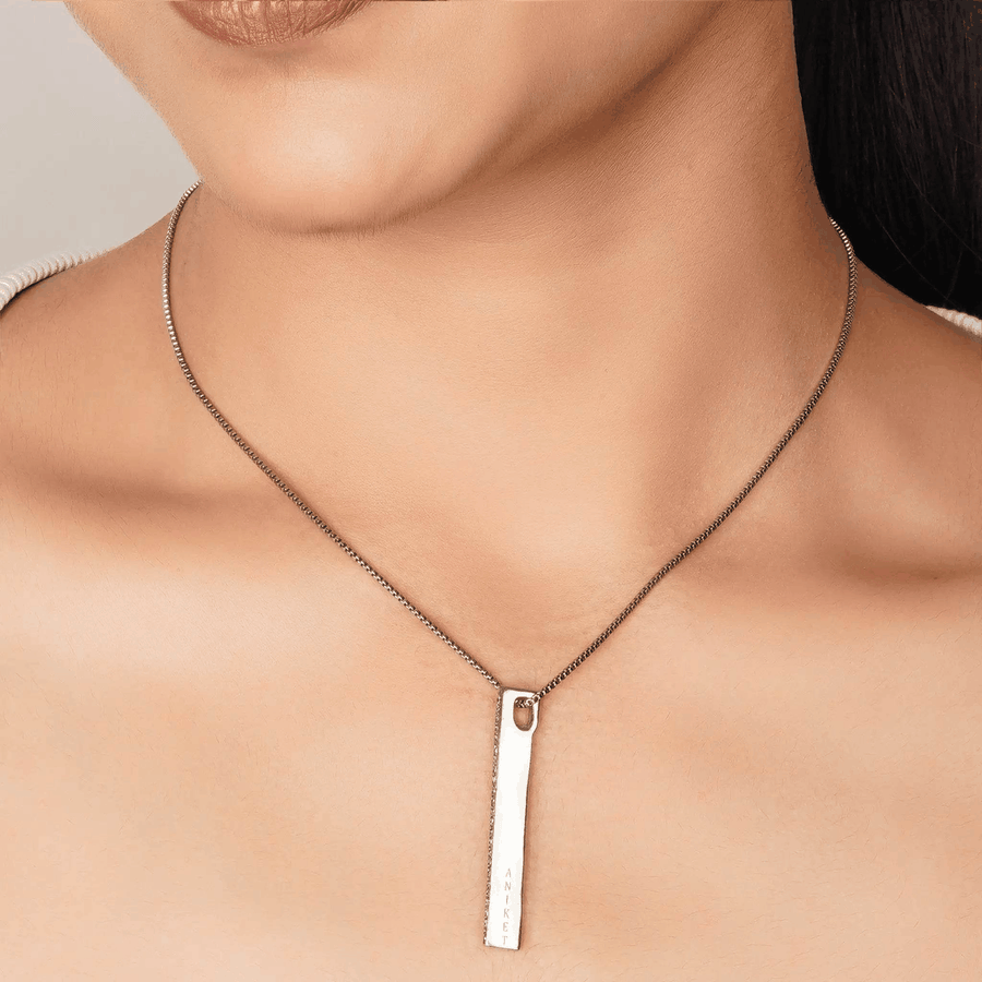 GOSARTE personalised bar pendant necklace in silver colour – view 1