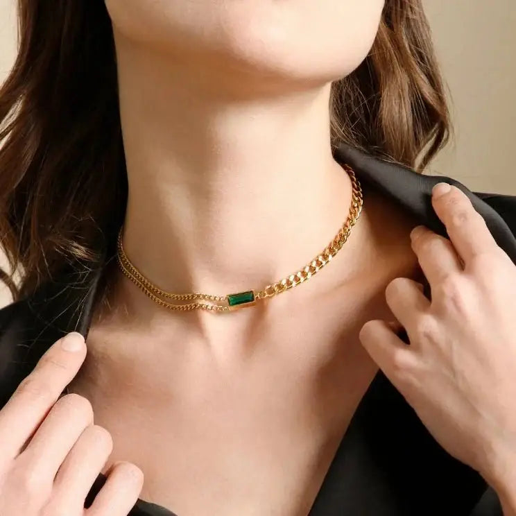 Green Stone Necklace – Gold Plated by GOSARTE – product view 2
