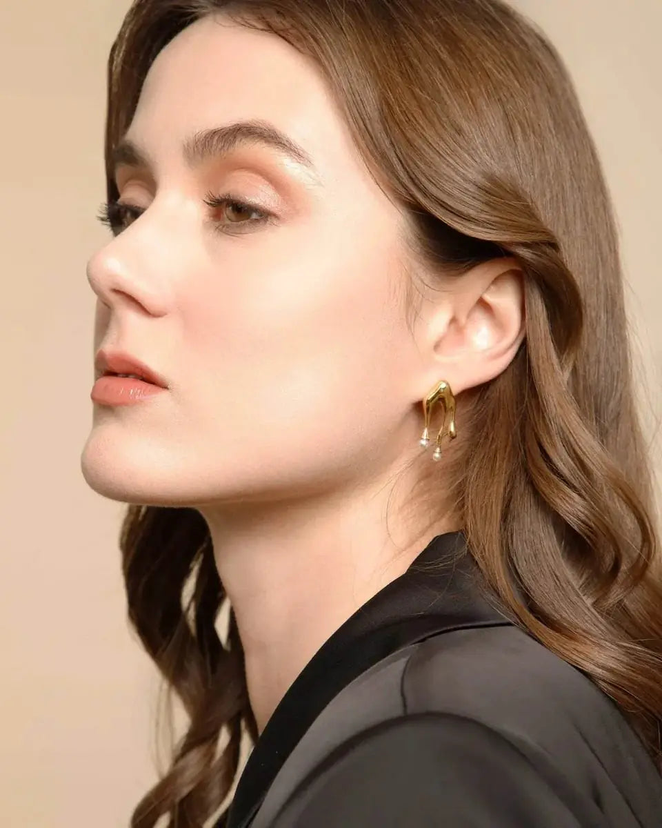 Liquid Asymmetric Earrings – Gold Plated by GOSARTE – product view 3