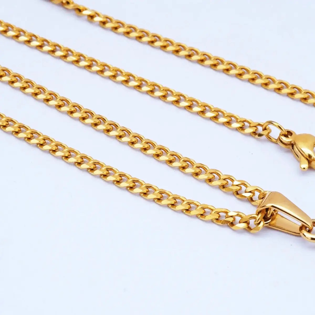 GOSARTE Trident locket with Cuban chain — image 4