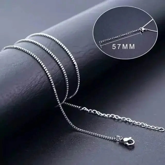 GOSARTE personalised bar pendant necklace in silver colour – view 3